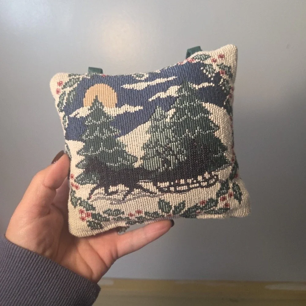 Mini Christmas Pillow Door Hanging Sleigh ride Horse Tapestry Winter Decoration